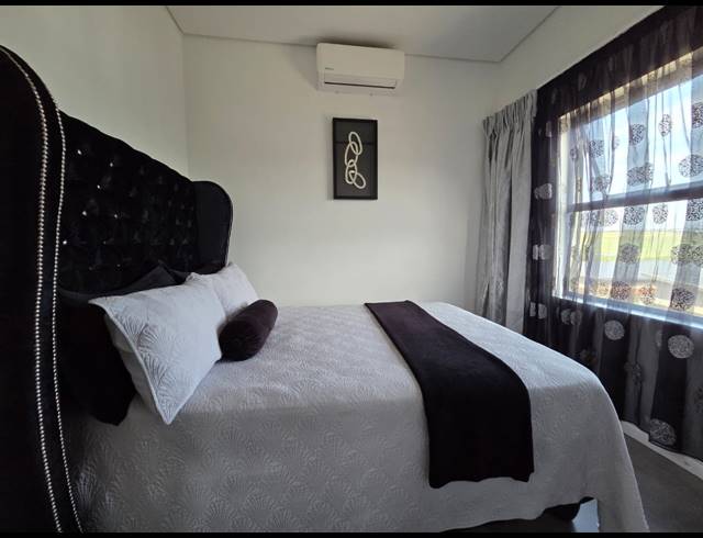 2 BEDROOM APARTMENT FOR SALE IN PALM LAKES ESTATE